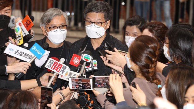 胞弟指星爷和达哥一直是好友 吴利达：每位进来都很伤心