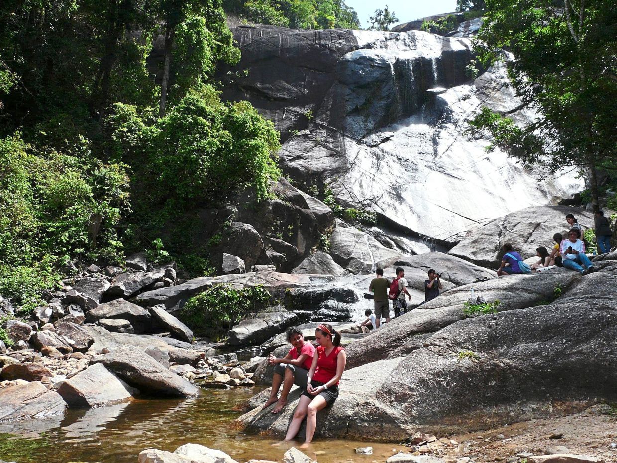 Where are the Instagram-worthy waterfalls in Malaysia?