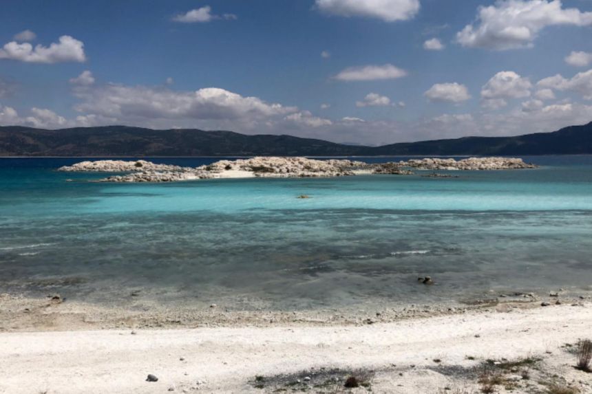 Mars on Earth: Turkish lake may hold clues on ancient life on planet