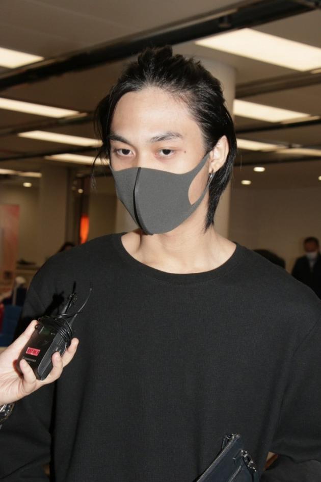 吴孟达刚刚出殡儿子便遭全网暴力 他做了什么？