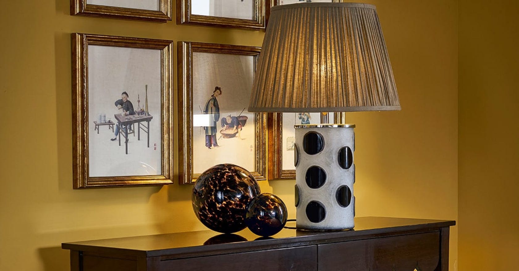 Tortoiseshell print homeware: shop the chicest glassware, vases and home accessories