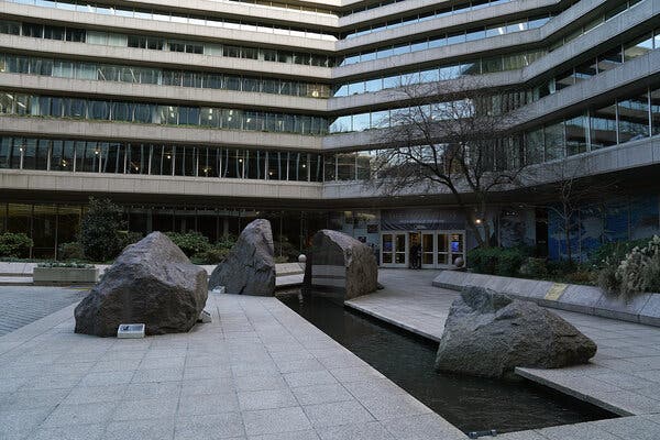 In New Plan, National Geographic Will Move an Acclaimed Sculpture