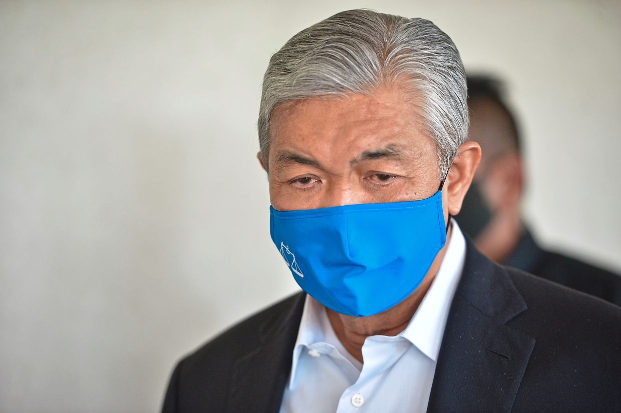 MACC officer: Zahid asked for RM10mil donation