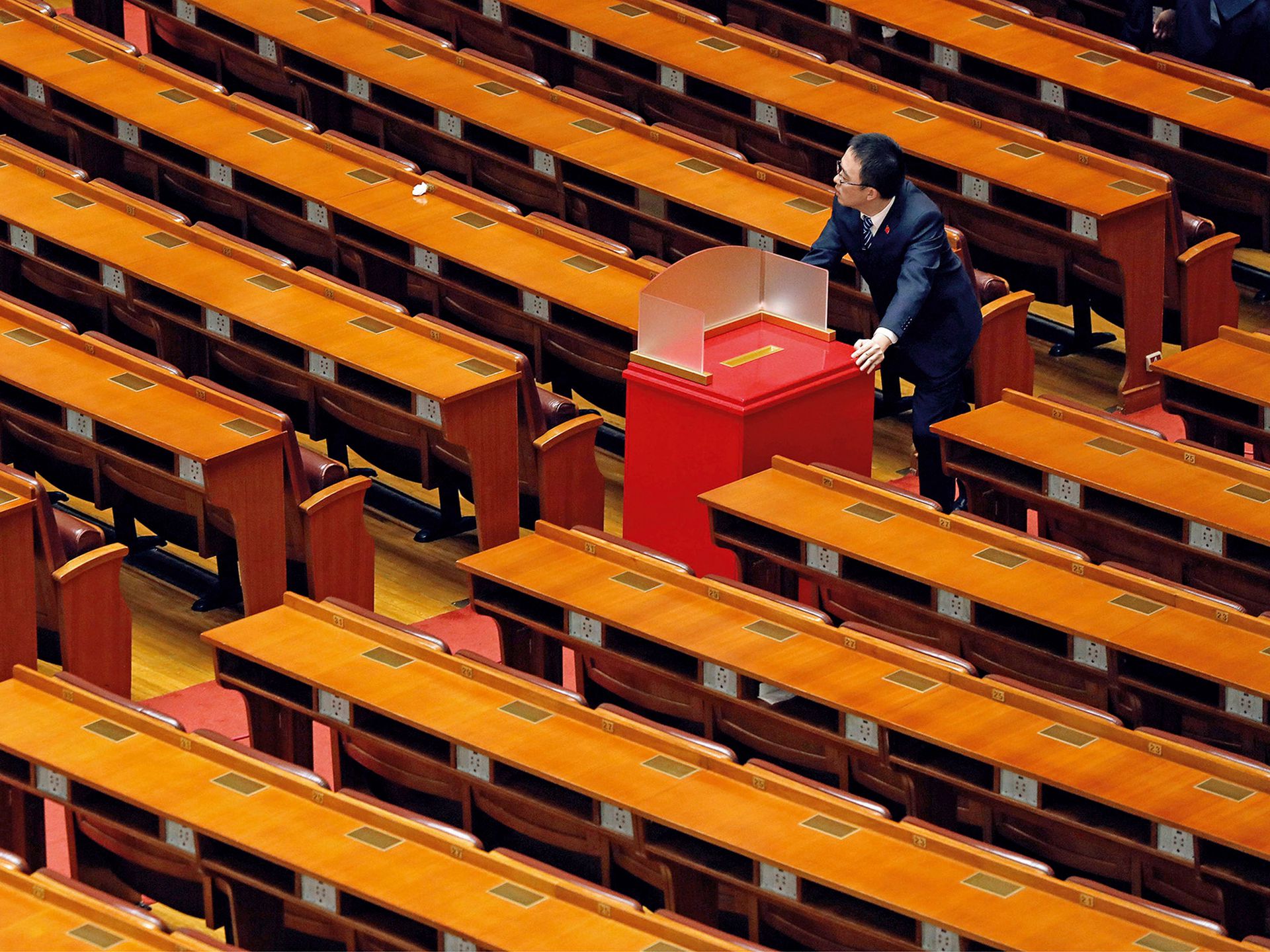中共保密局新任局长身份神秘 人日撰文谈密码法