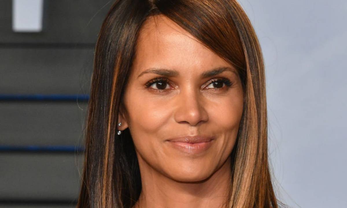 Halle Berry shares incredibly rare photo with lookalike daughter on 13th birthday