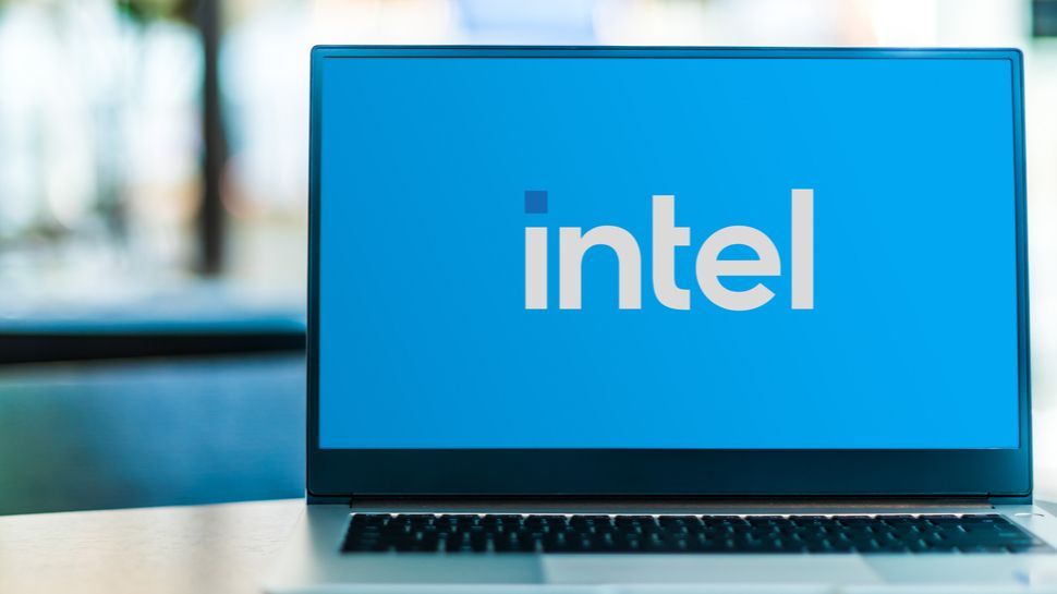 Intel’s new gaming laptop CPUs outperform AMD Ryzen 5000 in first benchmarks