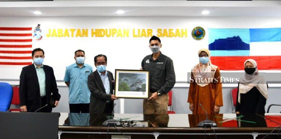 Sabah Wildlife signs MoU with APE for reforestation and wildlife projects