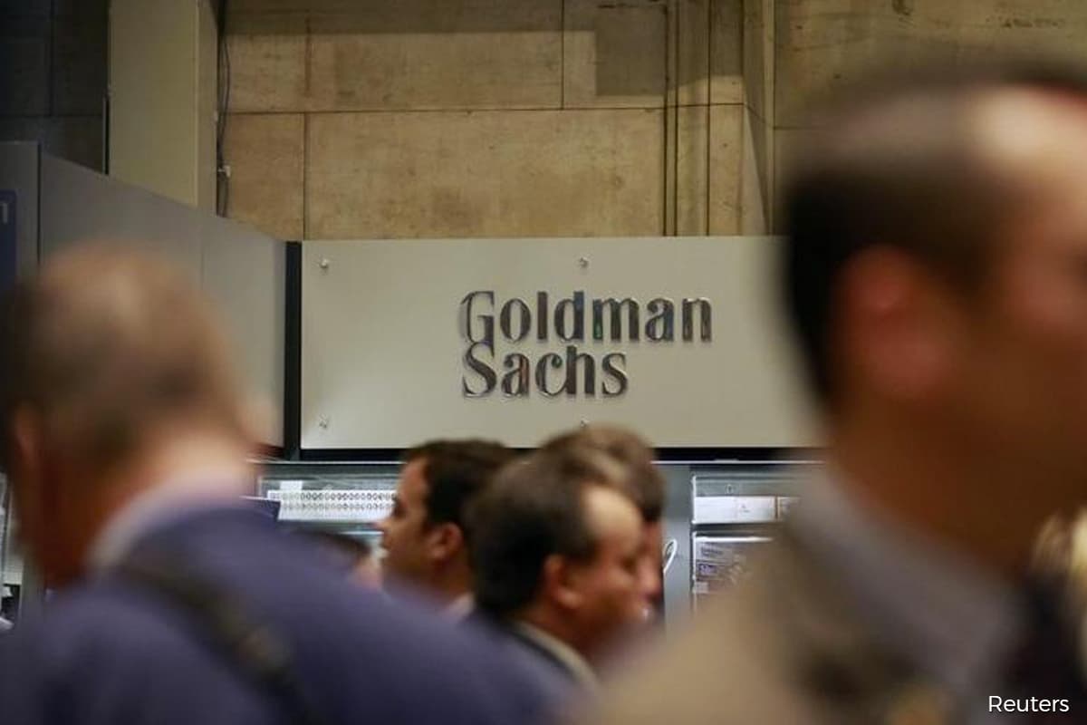 Goldman Sachs says bankers beat algorithms when it comes to ESG