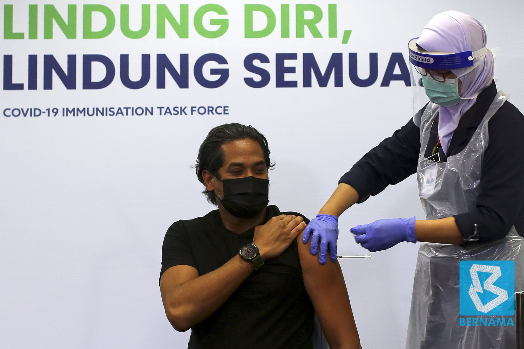 ‘Govt will consider vaccine third dose as booster next year’