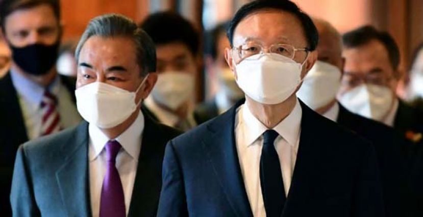 美动辄干涉中国内政　王毅：这个老毛病要改