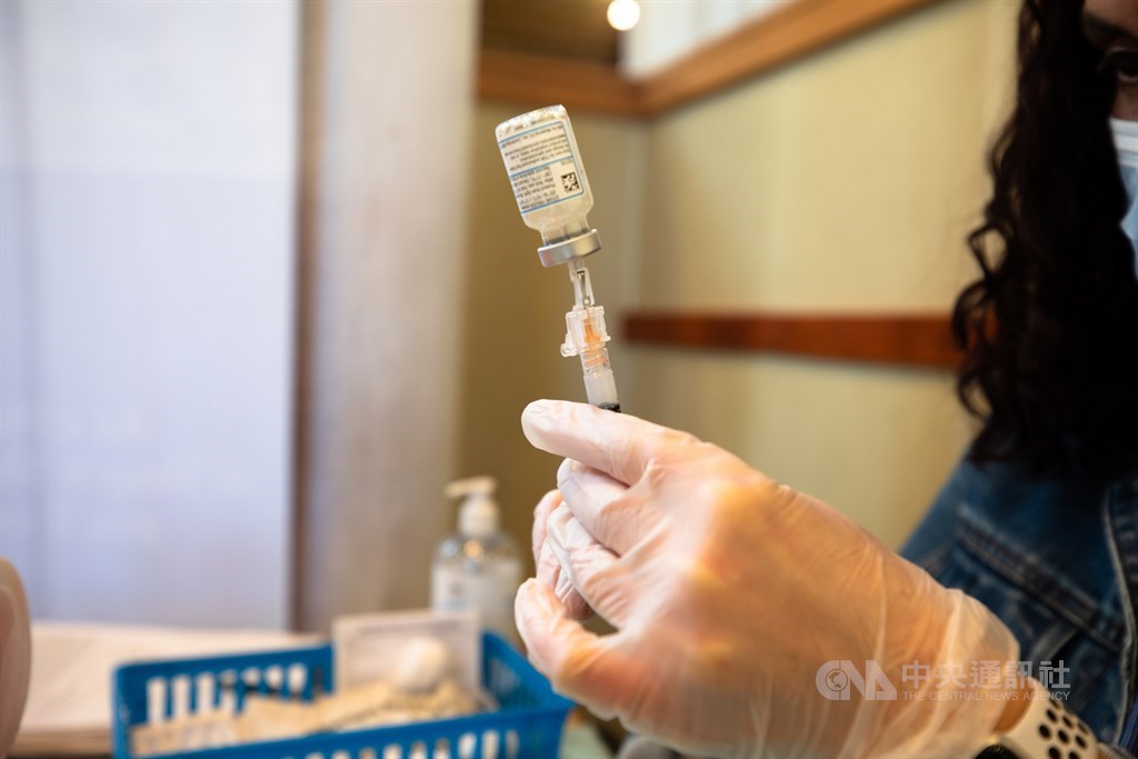专家：曾感染新冠者 在打完第1剂疫苗可能会出现…