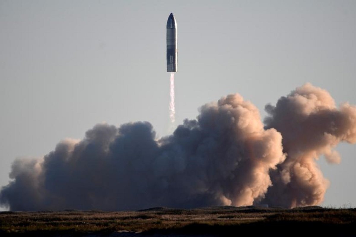 Musk says SpaceX to land Starship rockets on Mars well before 2030