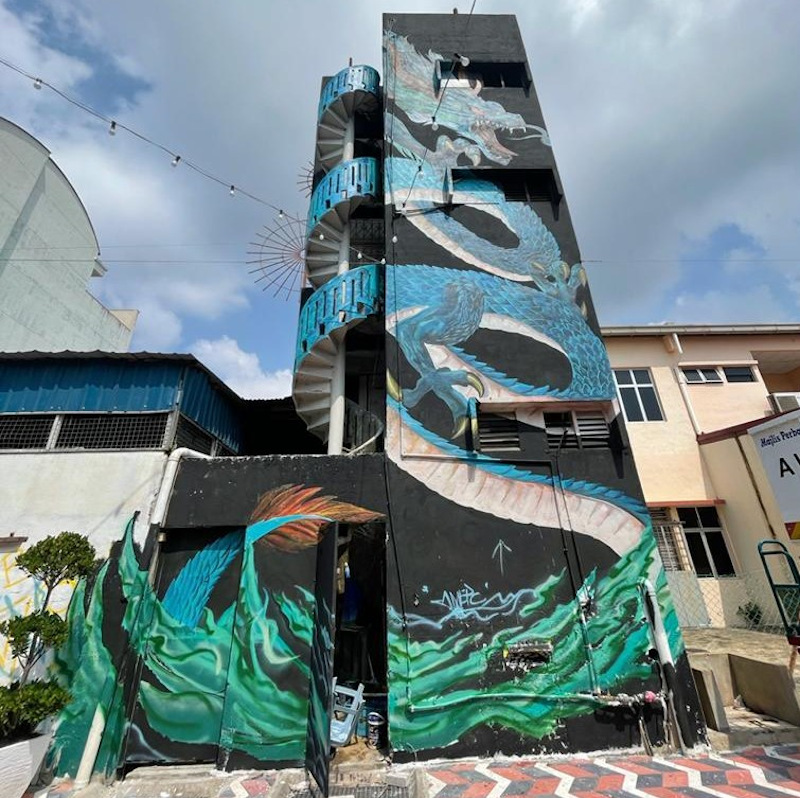 Kuantan Art Street features mural artwork featuring legendary Sudirman among 33 Pahang icons