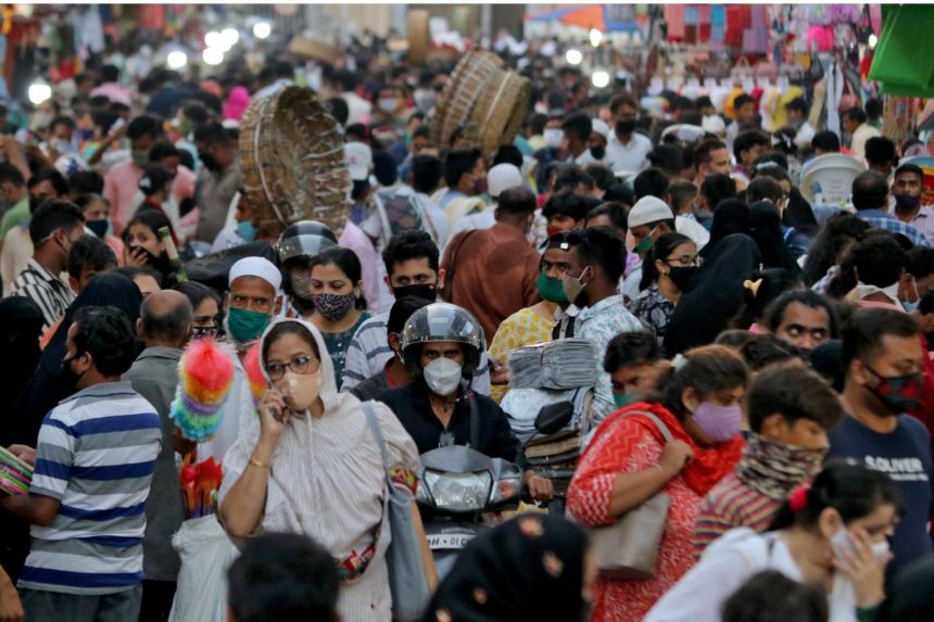 India reports coronavirus variant, daily deaths at year's high