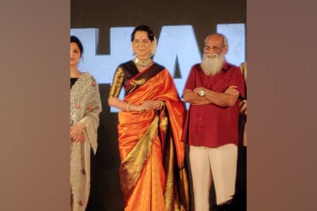 I speak as 'ordinary citizen' on social media: Kangana