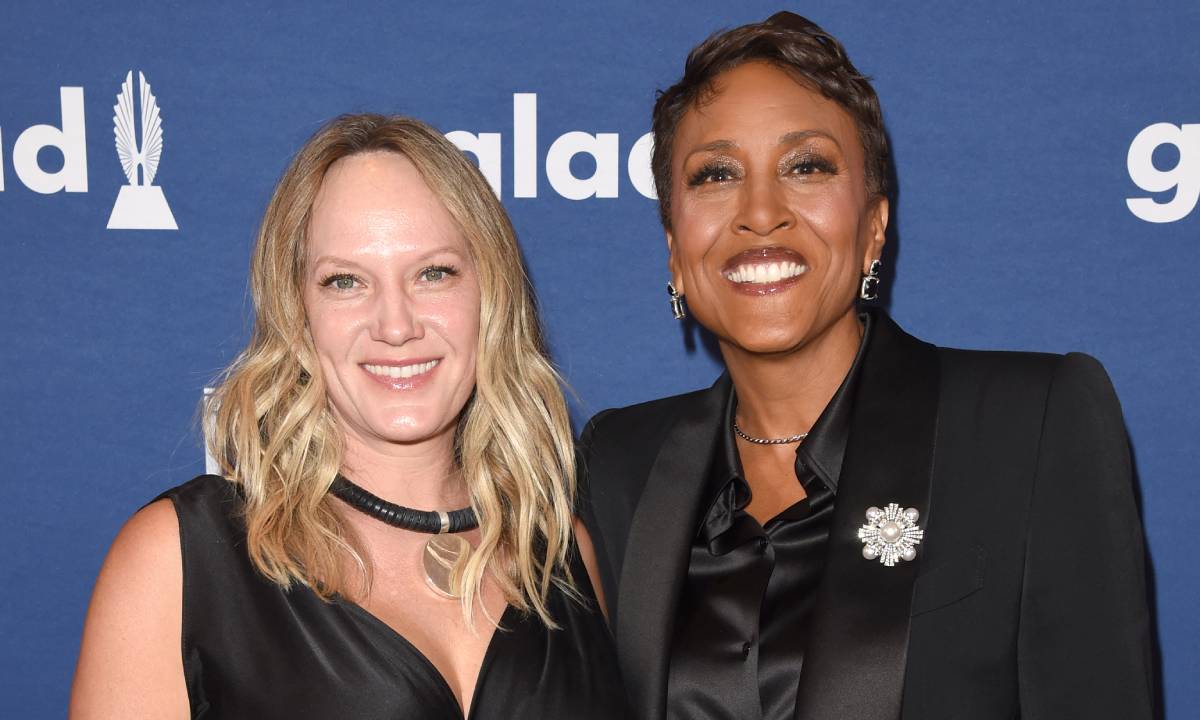 Robin Roberts shares new photos inside colourful country home to mark special occasion