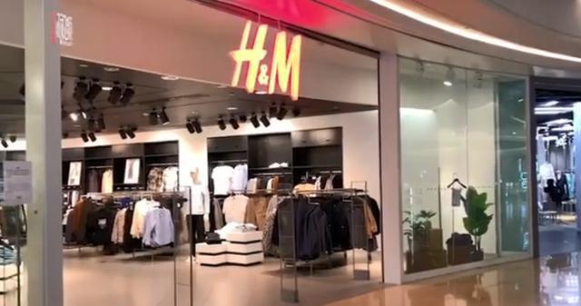 记者探访HM店面 店员：我们也爱国，希望明天就关门