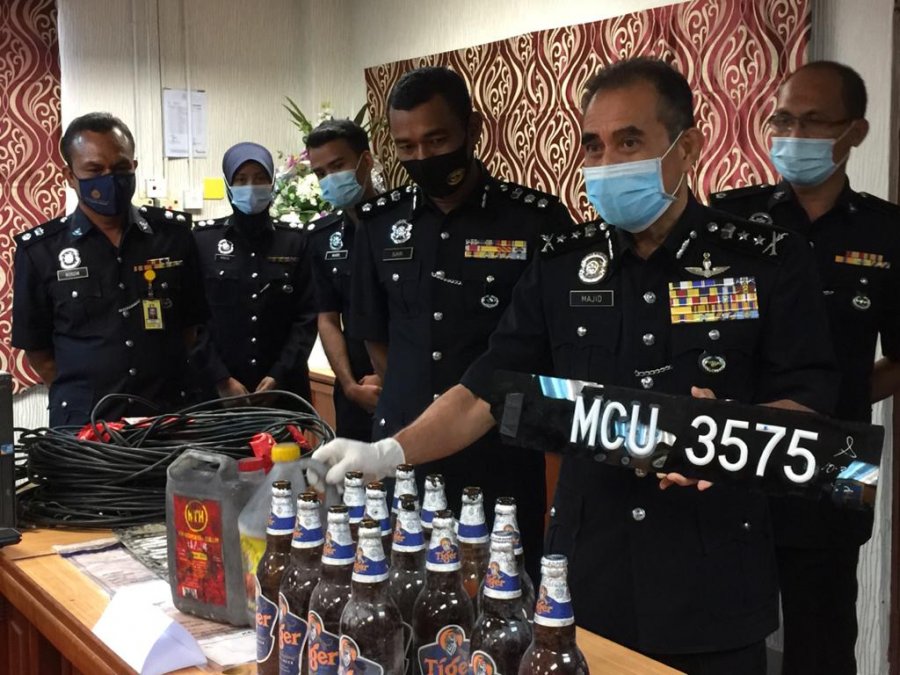 阿窿利用网络招跑腿　到借贷者家泼漆掷汽油弹