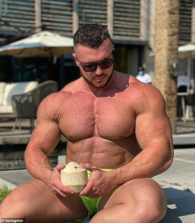 Eye-watering moment bodybuilder 'rips pec muscle from the bone' while doing bench-presses at a gym in Dubai