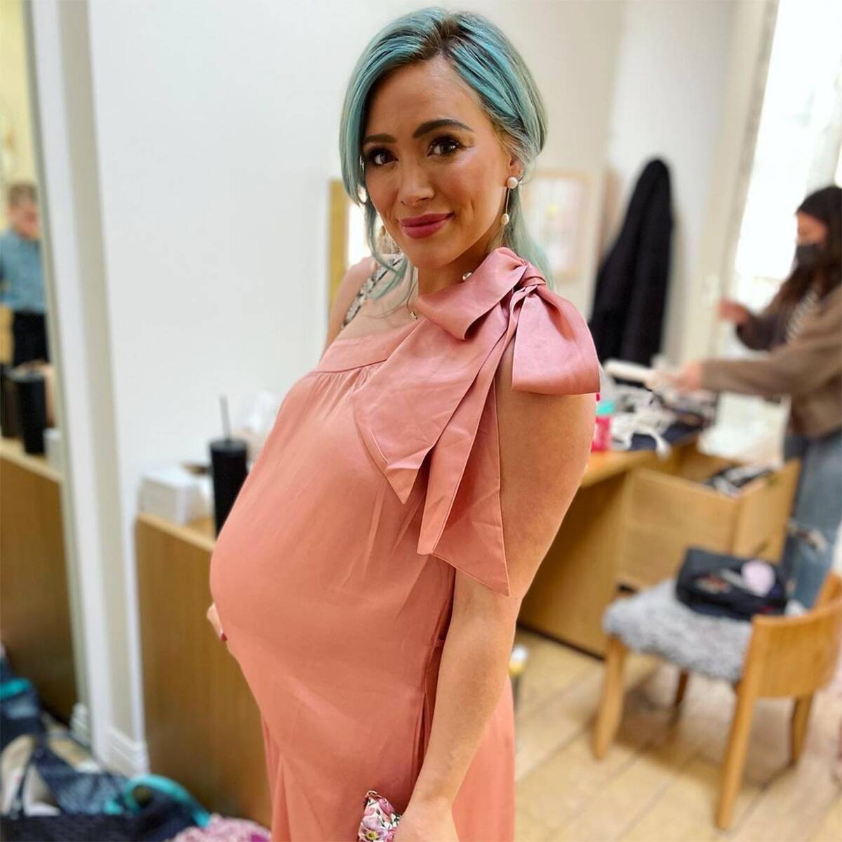 Hilary Duff Switches Up Her Hair After Welcoming Baby: See Her Blue to Blonde Transformation