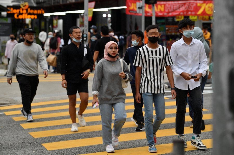 Community must play role as frontliners to tackle Covid-19 - Muhyiddin