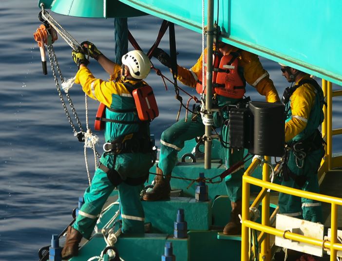 美里海外237公里 发现新石油与天然气