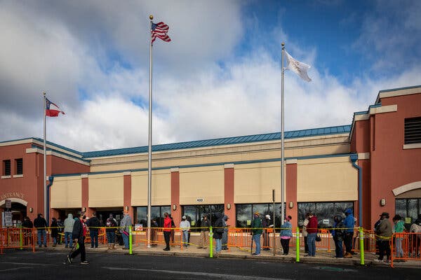 Here’s How Democrats’ Sweeping Voting Rights Law Would Work