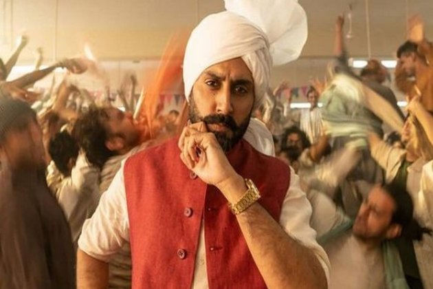 Abhishek bids adieu to Agra with 'Bunty Aur Babli' twist