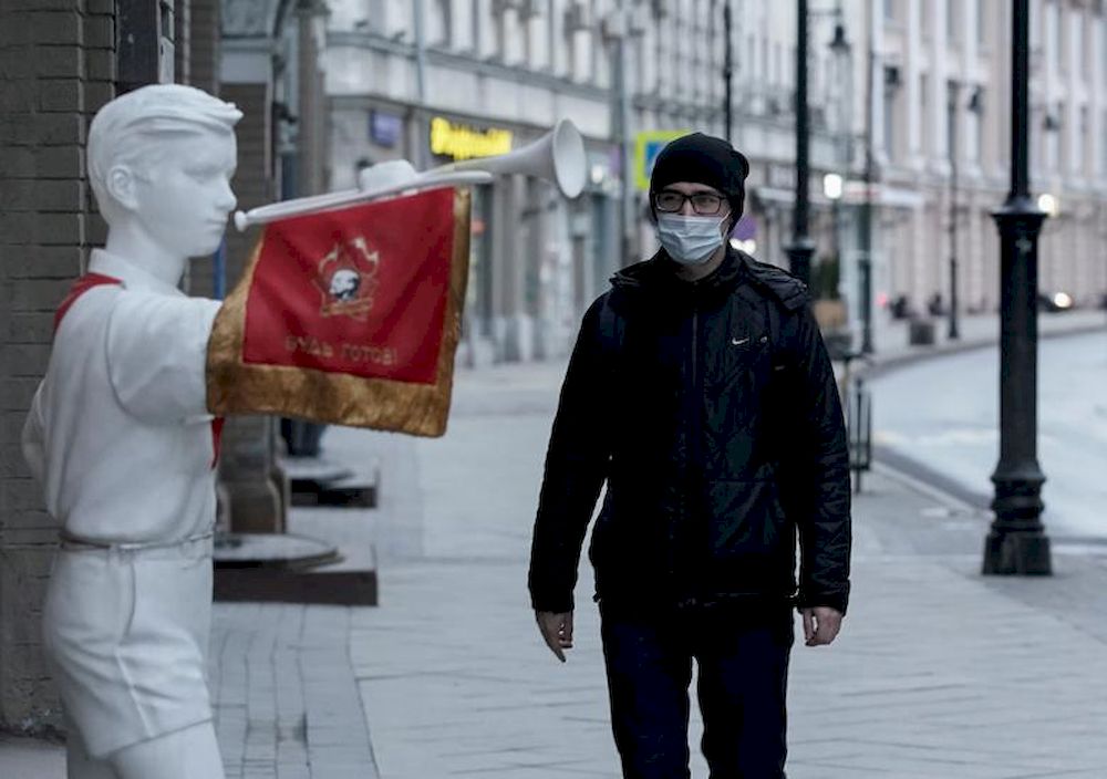 Russia reports 8,294 new Covid-19 cases, 374 deaths