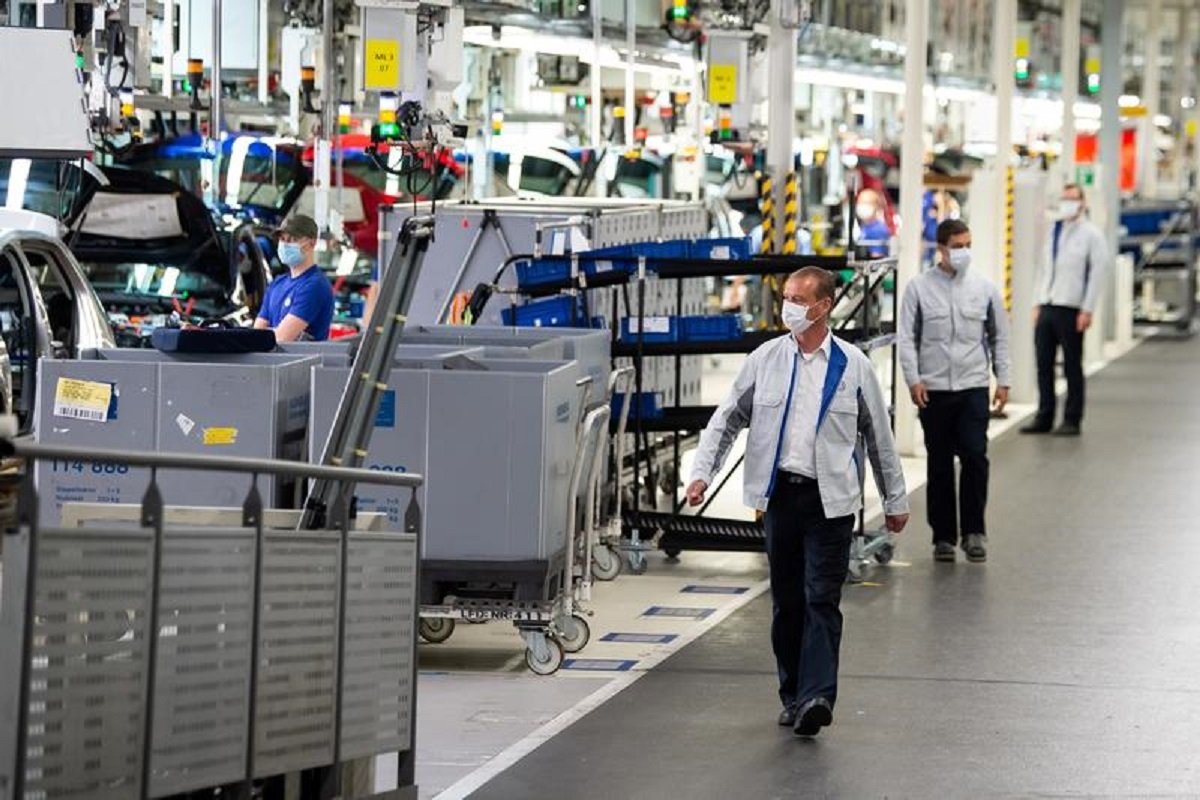 Euro zone factory activity soared in March but supply issues loom