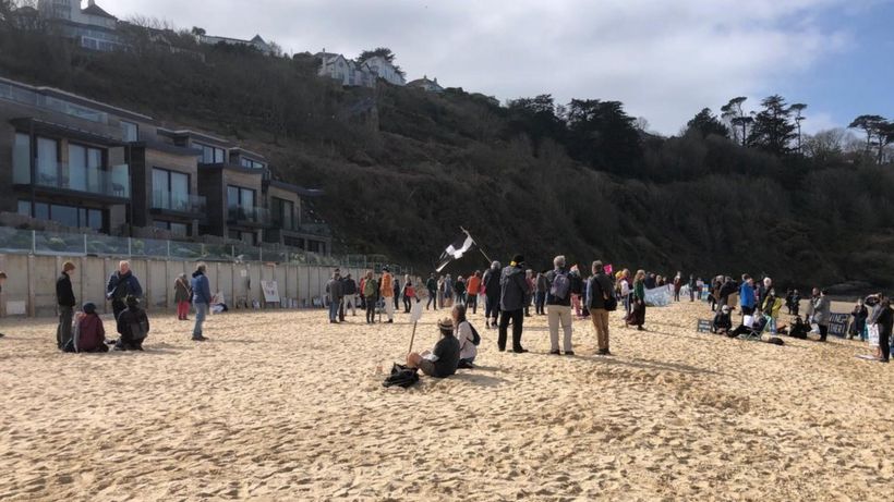 G7 Cornwall: Protest against Carbis Bay building work
