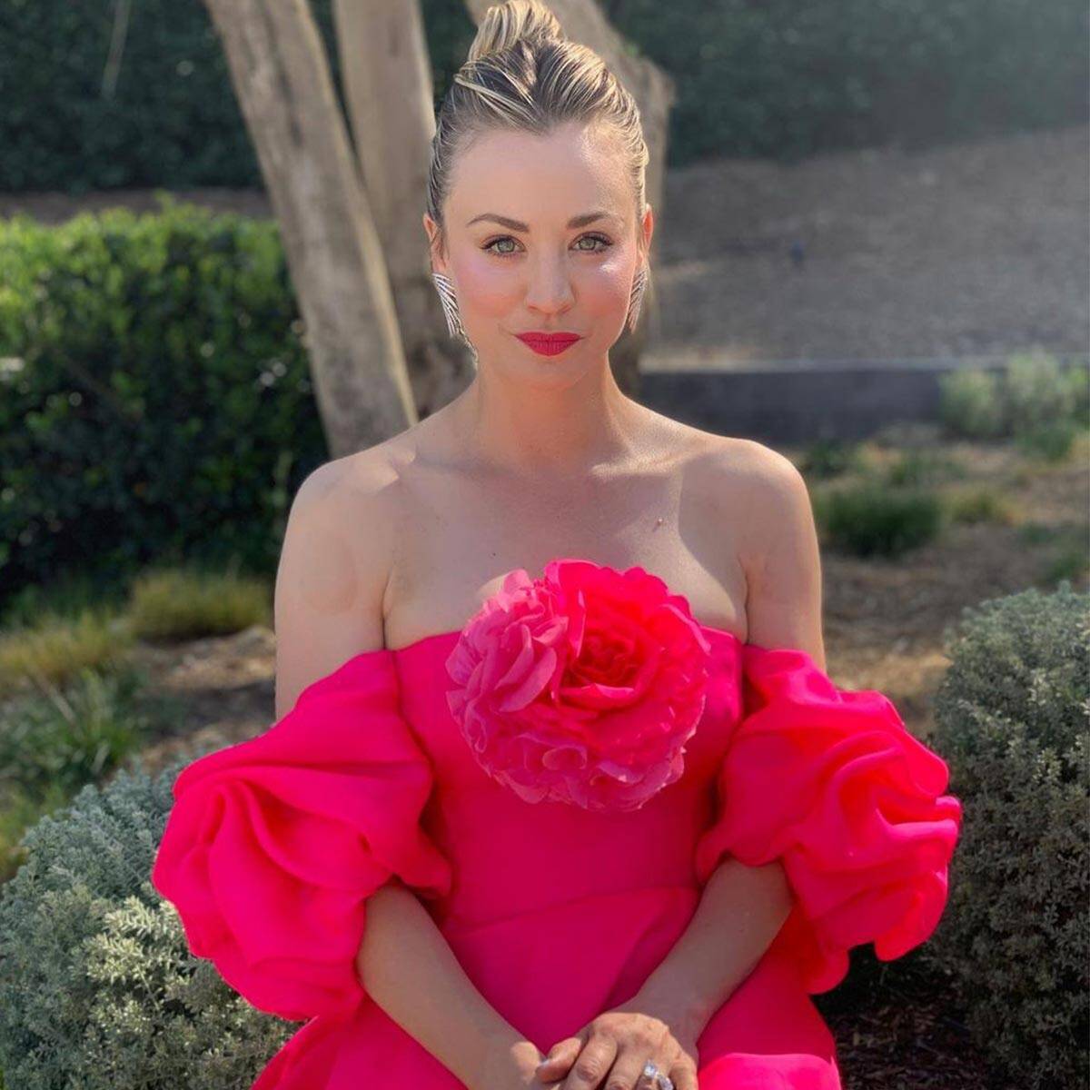 Kaley Cuoco, Jurnee Smollett and More Stars Wear Electrifying Pink Dresses at the 2021 SAG Awards