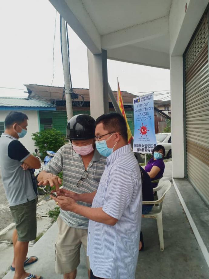 安顺市会礼堂 充注射疫苗中心