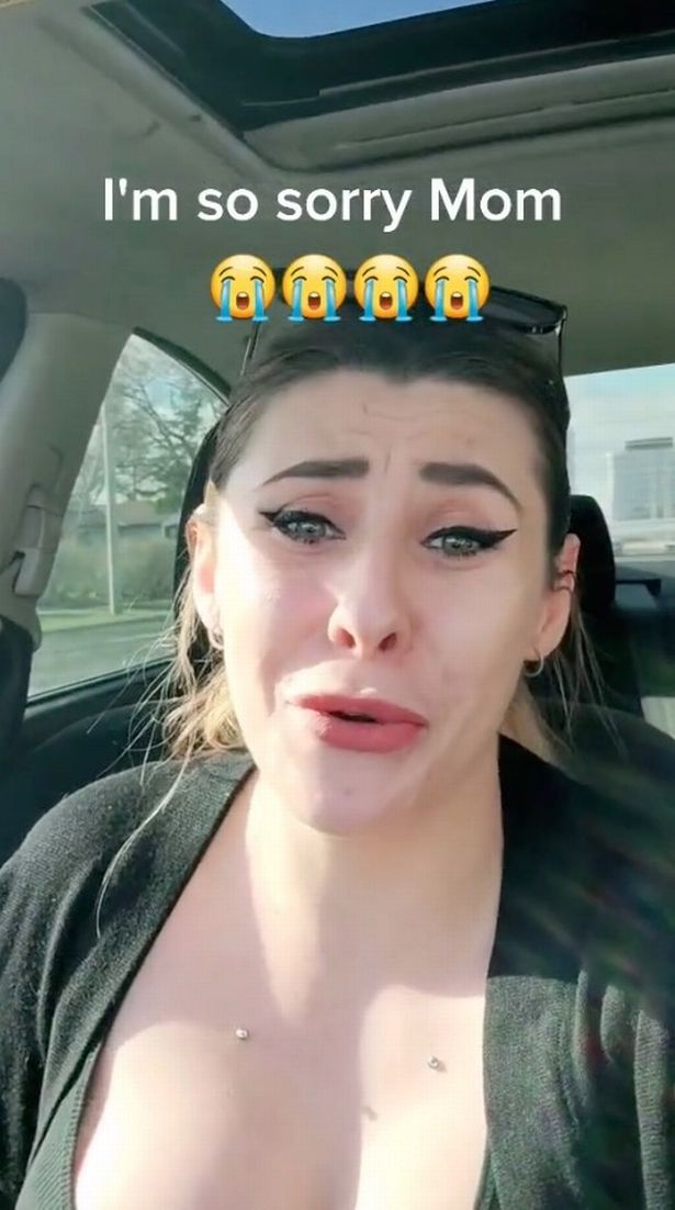 Woman sends X-rated video to her mum in mortifying Google Photo blunder