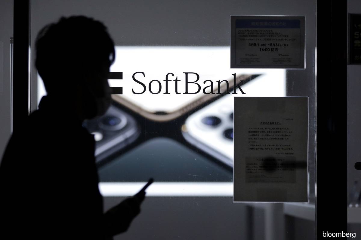 SoftBank in talks to invest in Televisa-Univision venture — sources