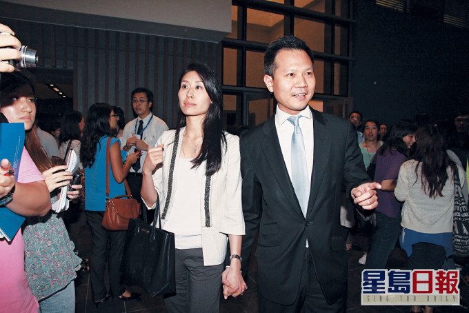 郭荣铿偕妻儿先后离港往加拿大 妻在港仍然有楼收租
