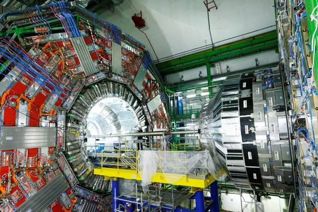 'Tantalizing' Results of 2 Experiments Defy Physics Rulebook