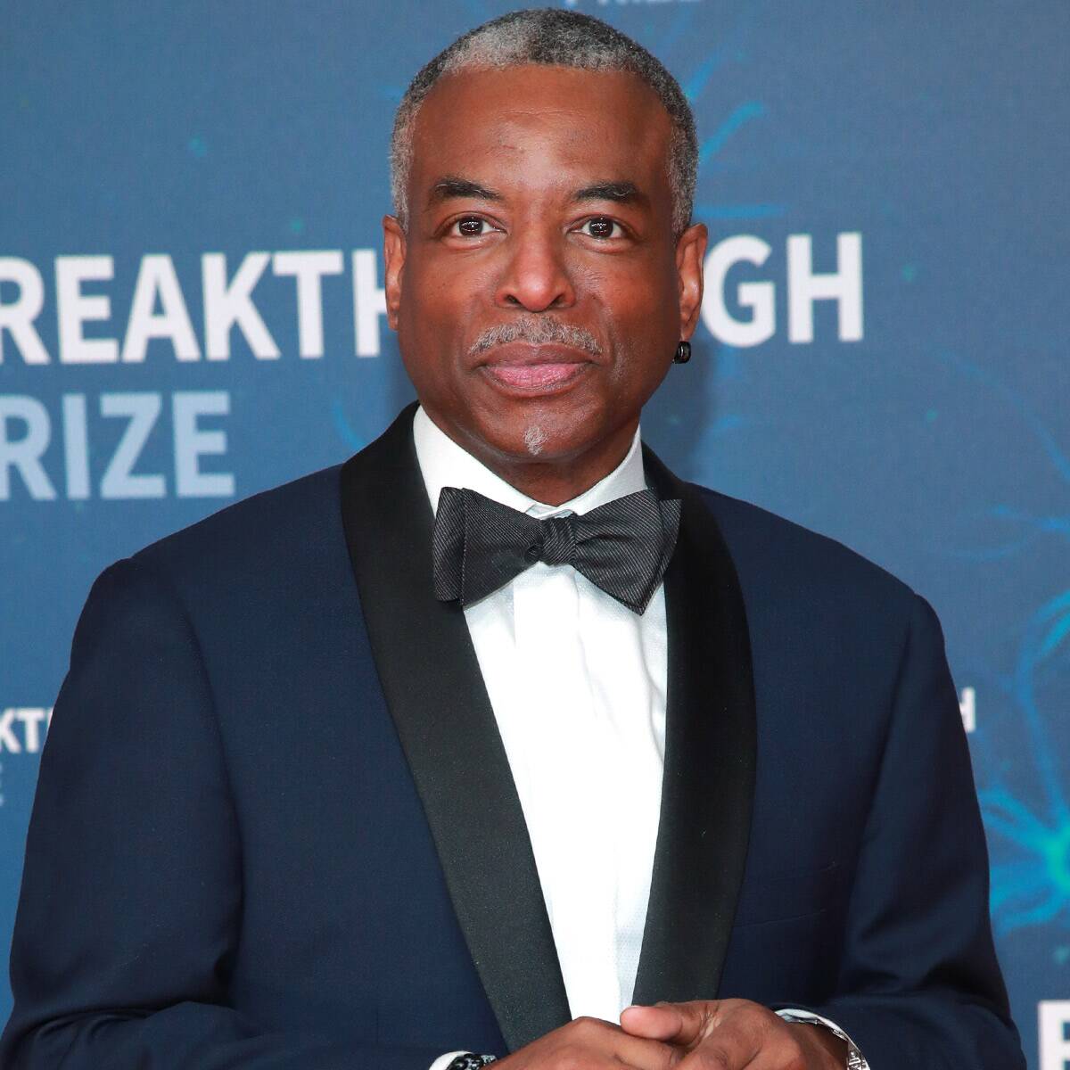 LeVar Burton Shares Petition to Become the Next Jeopardy! Host