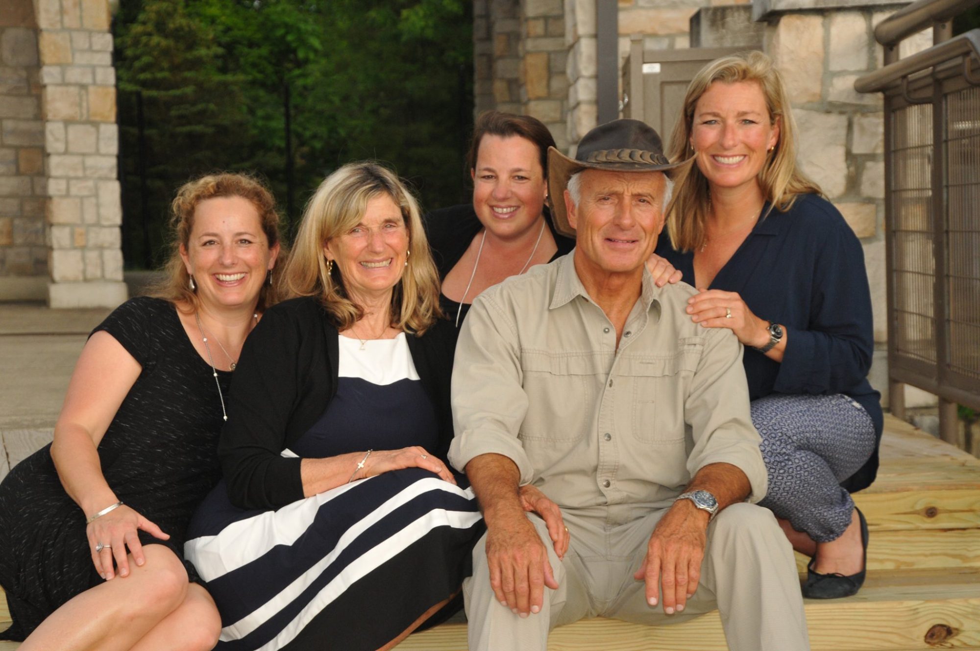 Former Columbus Zoo Director Jack Hanna, 74, Diagnosed with Dementia, Family Shares in Letter