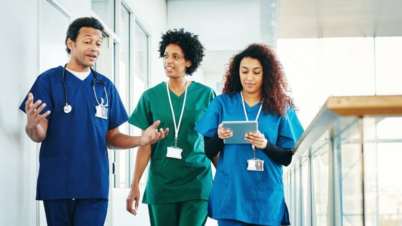 Overseas health workers to get free UK visa extension, says Home Office