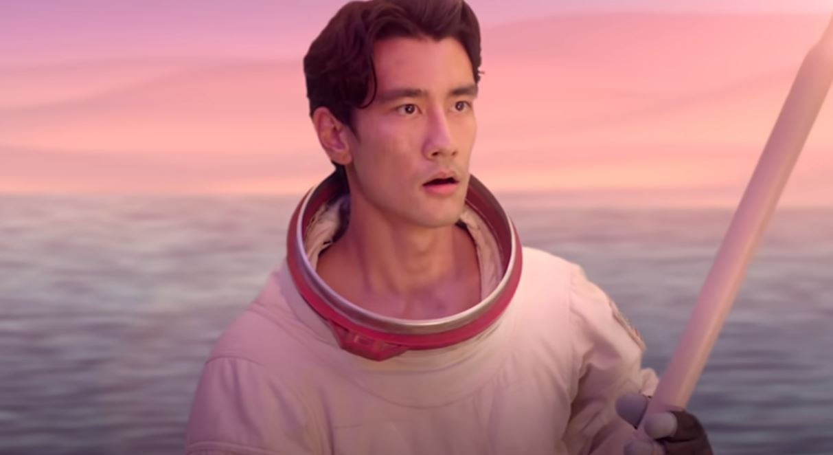 Who is Alex Landi, the actor and Grey’s Anatomy star from Doja Cat’s video for Kiss Me More?
