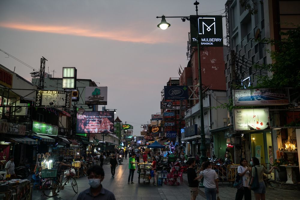 Thailand Considers Visa Rule Overhaul to Lure Investment, Tourists