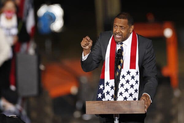 Vernon Jones, a Pro-Trump Republican, Will Challenge Kemp in Georgia