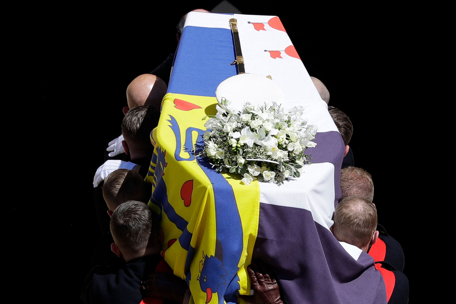 Queen Elizabeth Left Handwritten Note for Prince Philip on His Coffin — Signed with Sentimental Nickname