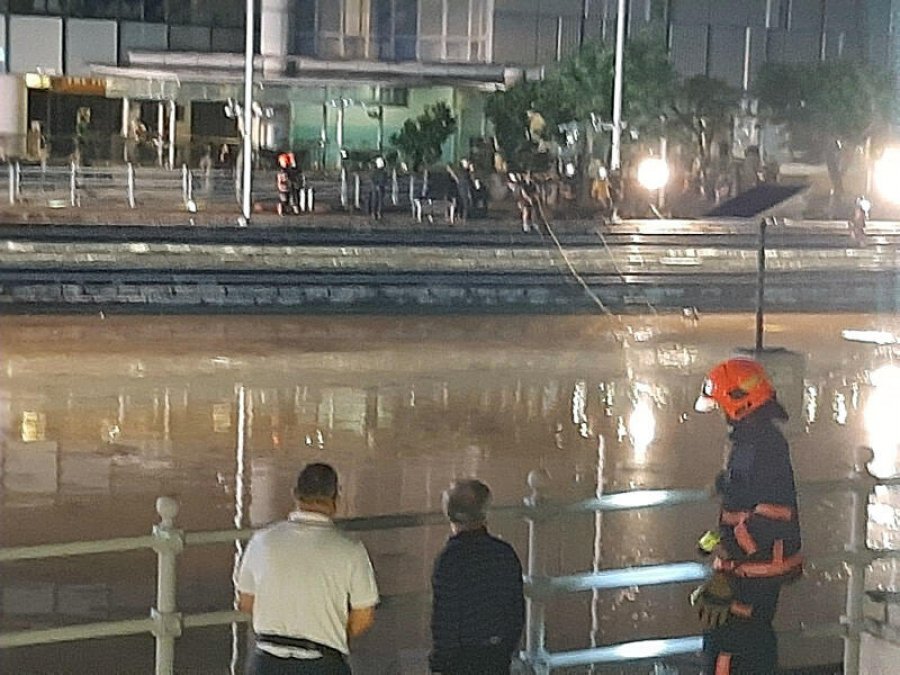 男子救坠河友人双双溺毙　遗体今送回柔古来老家