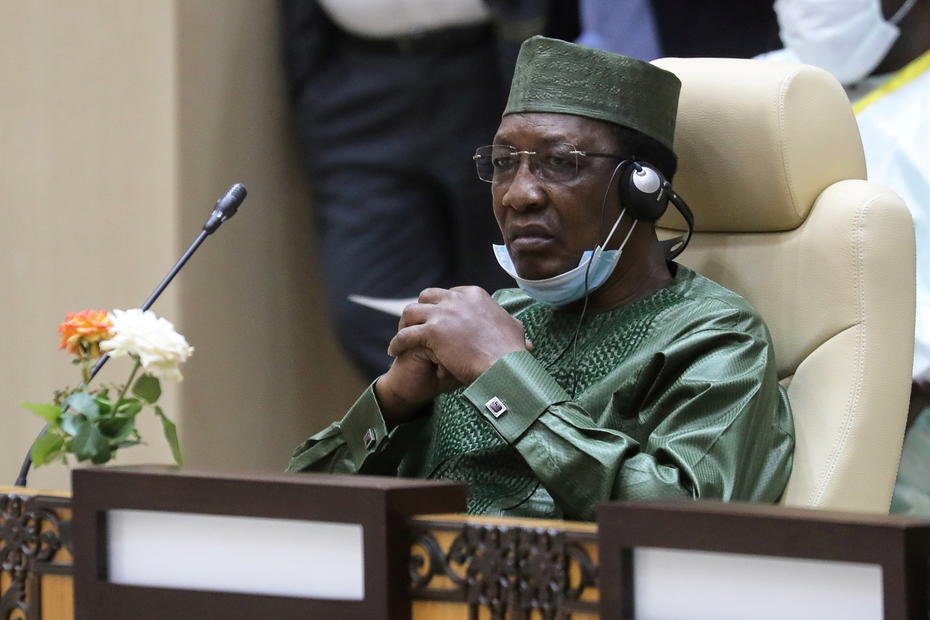 Chad President Idriss Deby dies on frontlines, army spokesman says