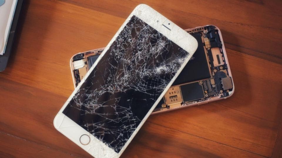 Cost Guide: How Much Does It Cost To Repair An iPhone In Singapore?