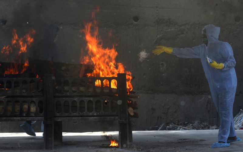 Non-stop cremations cast doubt on India’s Covid toll count