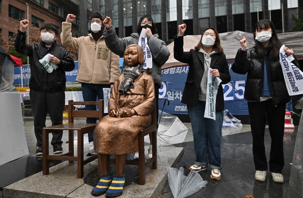South Korea court dismisses ‘comfort women’ case against Japan