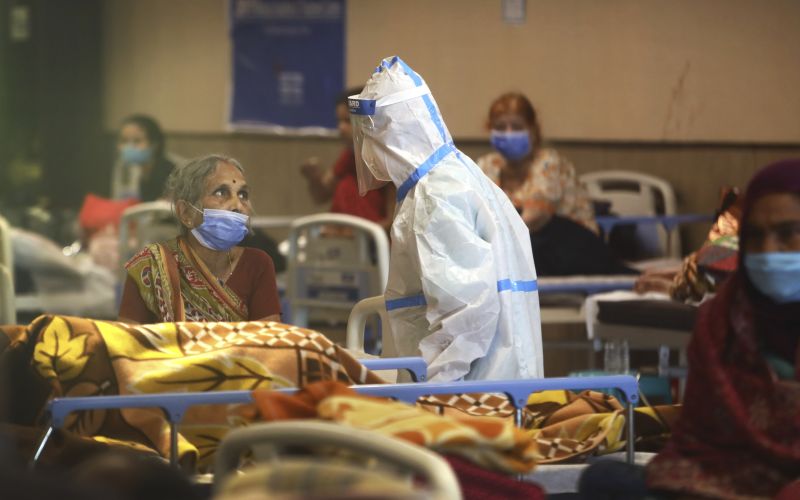 India’s daily Covid deaths hit new peak as cities enter lockdown